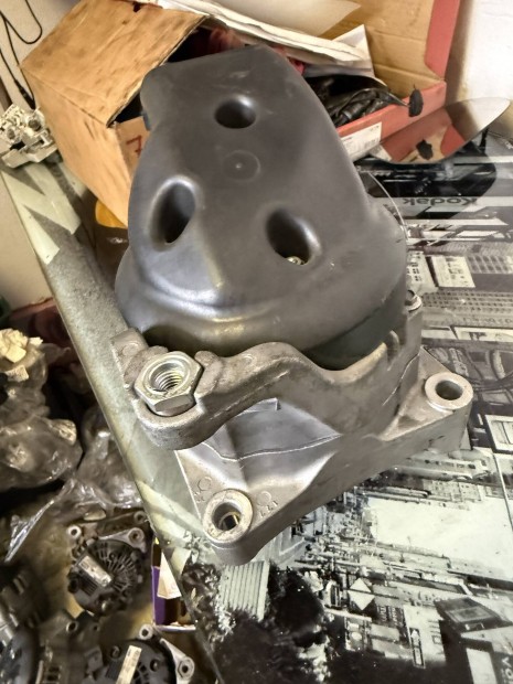 Bmw f20 f21 f30 f31 14-18i gener�tor 7605060