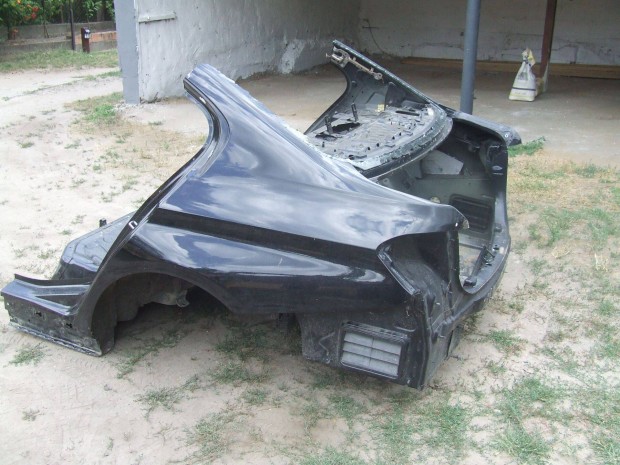 Bmw f30 hátfal sárvédő egyben