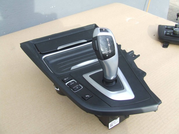 Bmw f30 vlt kar kulissza egyben