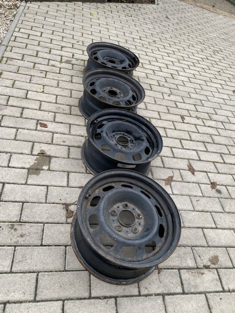 Bmw felni 16"