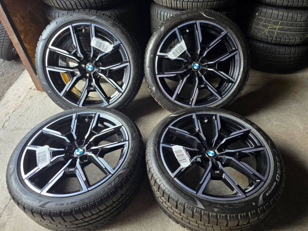 Bmw g26 i4 0km alufelni 19 felni 5x112 új pirelli téli gumi