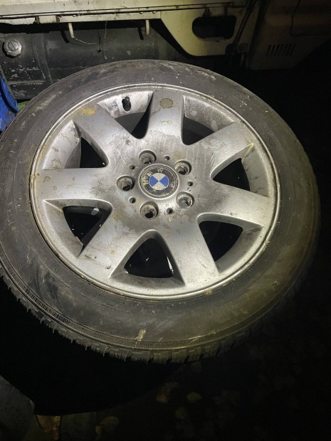 Bmw gyri 16' 205/55 tligumikkal