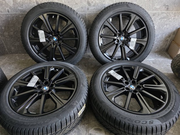 Bmw gy�ri alufelni 20 felni 5x112 G05 X6 G06 pirelli t�li gumi 
