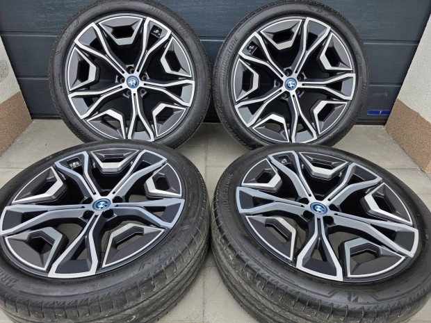 Bmw gy�ri alufelni 22 felni ix i20 nyom�sszenzorokkal 