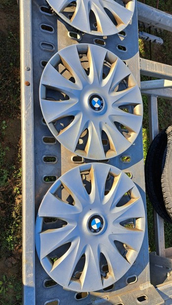 Bmw gy�ri d�szt�rcsa garnit�ra elad� 16"