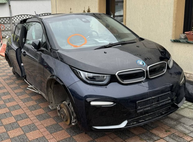 Bmw i3 alkatr�szek elad�