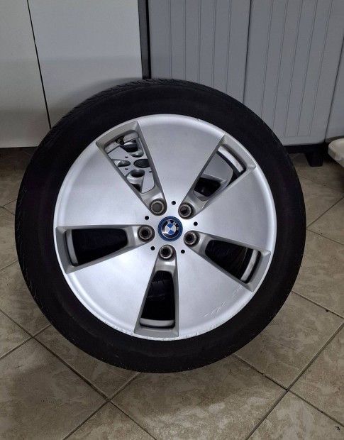 Bmw i3 gyri alufelni 2022es Bridgestone 155/70r19 nyri gumival elad