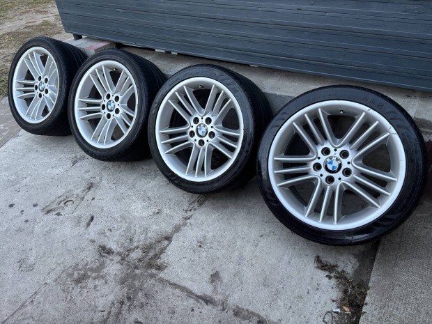 Bmw style 89 alufelni garnitra 5x120 18 E60 E61 F10 F11 E90