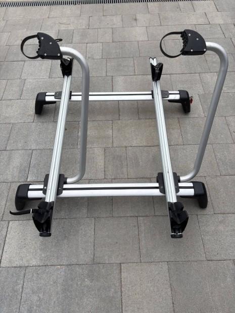 Bmw tet�csomagtart� 2 db. Bmw ker�kp�rsz�ll�t�val