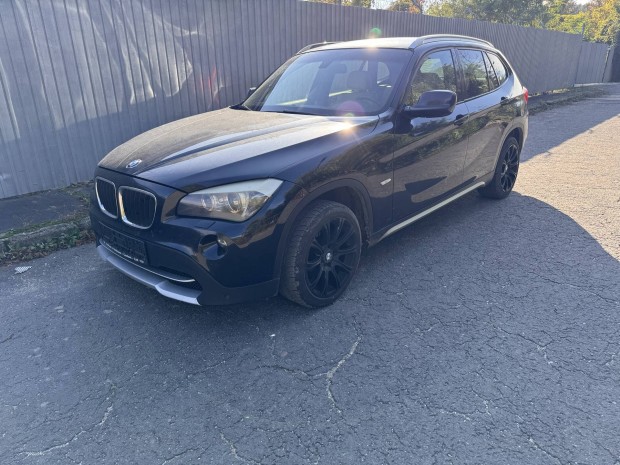 Bmw x1 e84 20d xdrive minden alkatrsze elad 