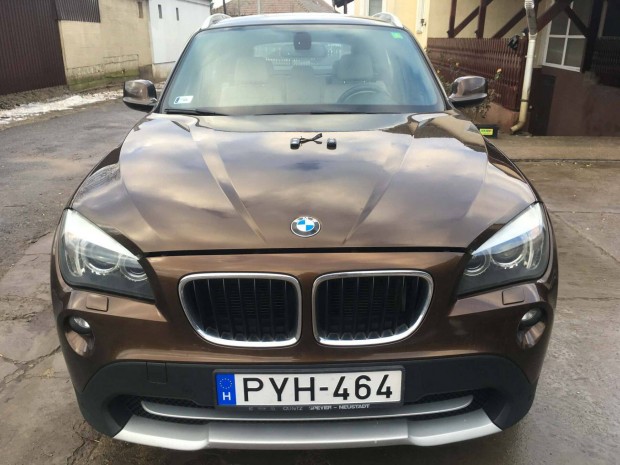 Bmw x1 gy�ny�r� automata Xdrive