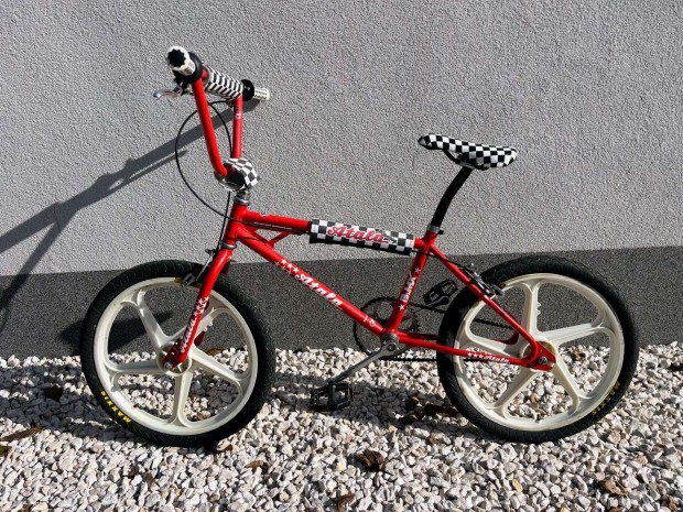 Bmx ptett Atala elad 