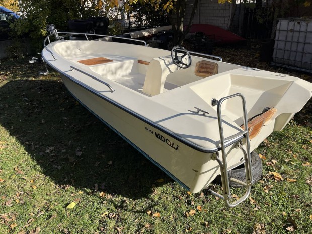 Boat Vidoli Open 470 motorcsónak test csónakmotor 20LE