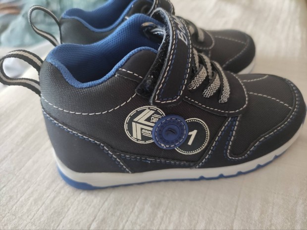 Bobbi shoes 24-es kisfiú cipő eladó