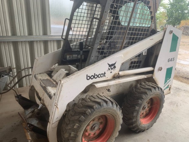 Bobcat 645 elad