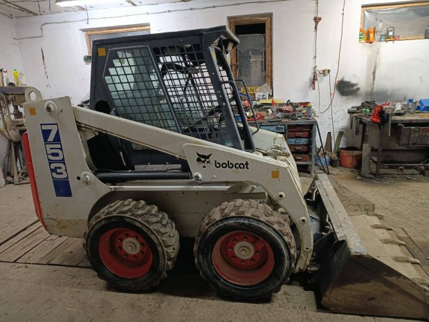 Bobcat 753 -as
