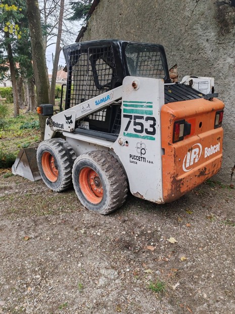 Bobcat 753 joystikos 