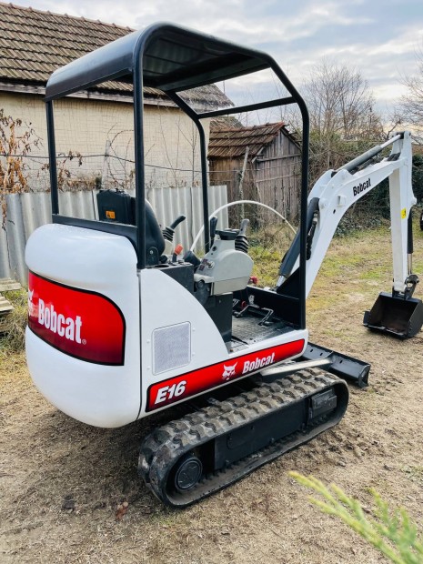 Bobcat E16 minikotr gumilncos roks munkagp