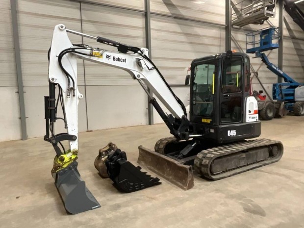Bobcat E 45 / 3.605 h üzemóra / Lízing 20%-tól