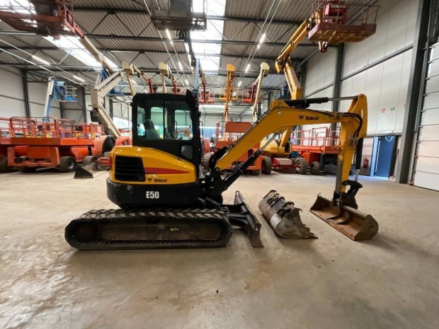 Bobcat E 50 / 3.445 h üzemóra / Lízing 20%-tól