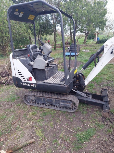 Bobcat E -14 Minikotr elad