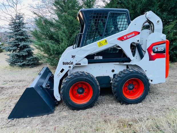 Bobcat S185 Joystic 2,6t csszkormnyzs munkagp