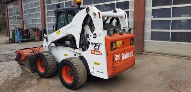 Bobcat S2VO kerekes rakod