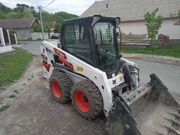 Bobcat S450 kotr-rakod