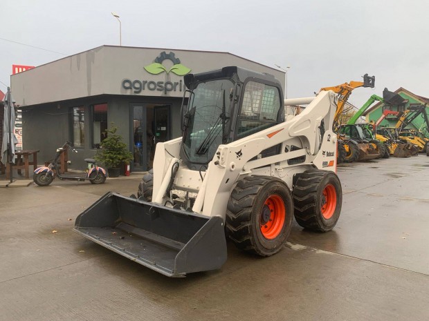 Bobcat S850 minirakod