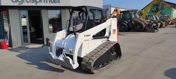 Bobcat T200 gumihevederes minirakod