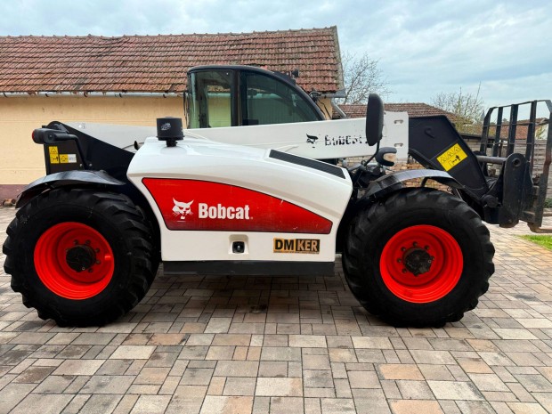 Bobcat TL 360 teleszkópos rakodógép