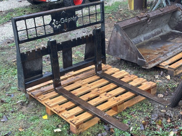 Bobcat, Caterpillar, Gehl raklapvilla