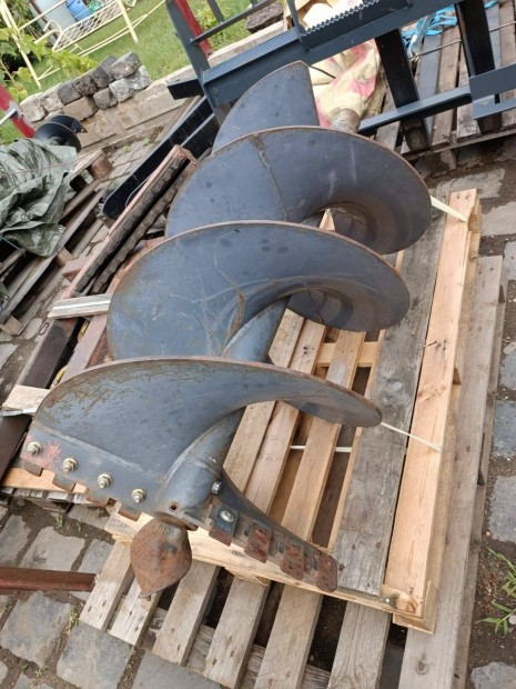 Bobcat fúrócsiga, hexás 610mm átmérővel