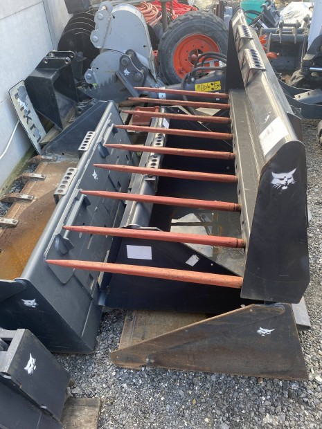 Bobcat gy�ri tr�gyavilla