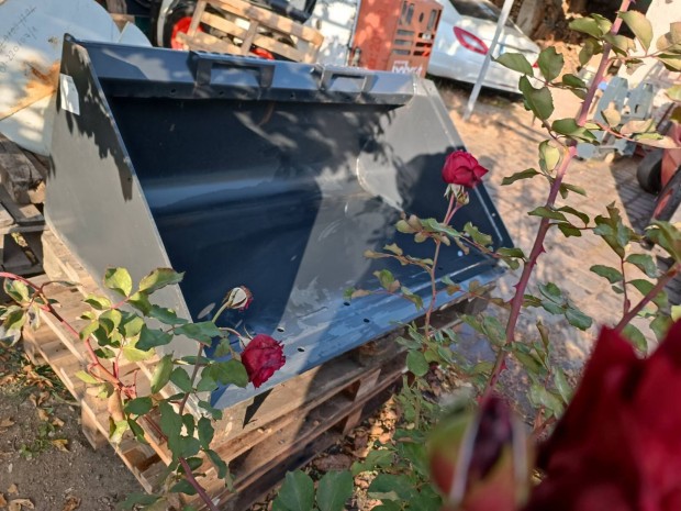 Bobcat gyári új vágóéles kanál! Csúszókerekes kis méretú gépekre való