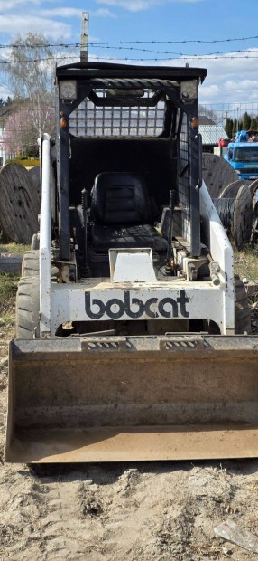 Bobcat homlokrakodo