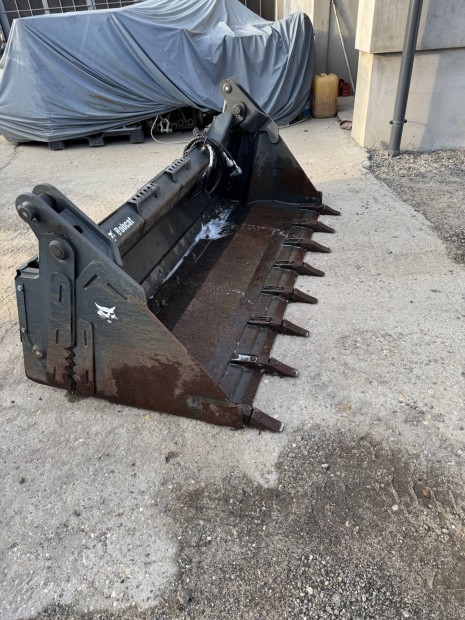 Bobcat nyithat� kan�l 203 Cm 