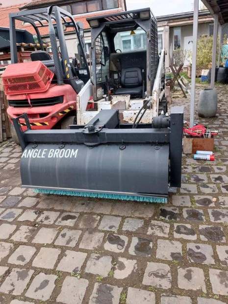 Bobcat s�pr� (Angle Broom)