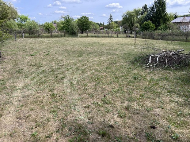 Bocskaikert Monostor d�l� dupla telek elad� 