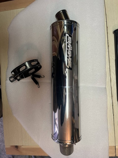 Bodis ov�l kipufog� dob