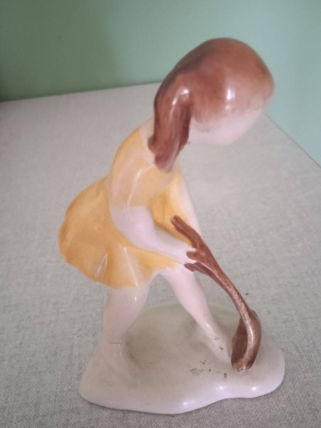 Bodrogkeresztri porceln lny