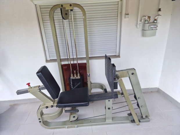 Body-Solid SLP500/2 Lapsúlyos Lábtológép