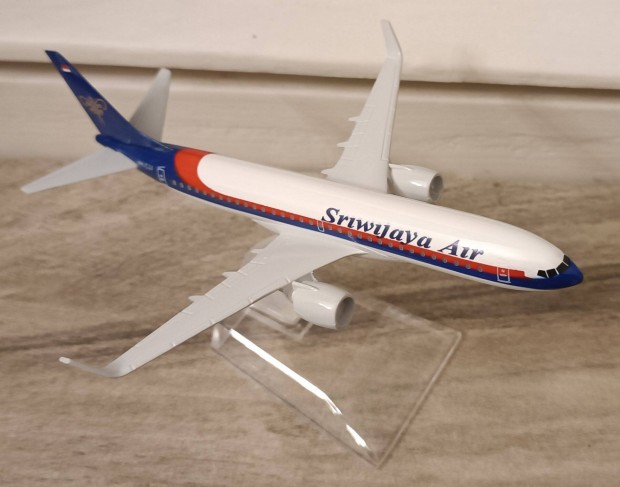 Boeing 737 Sriwijaya Air replgp modell