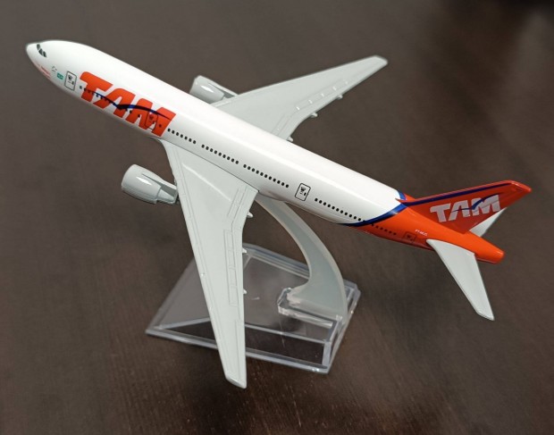 Boeing 777 TAM replgp modell