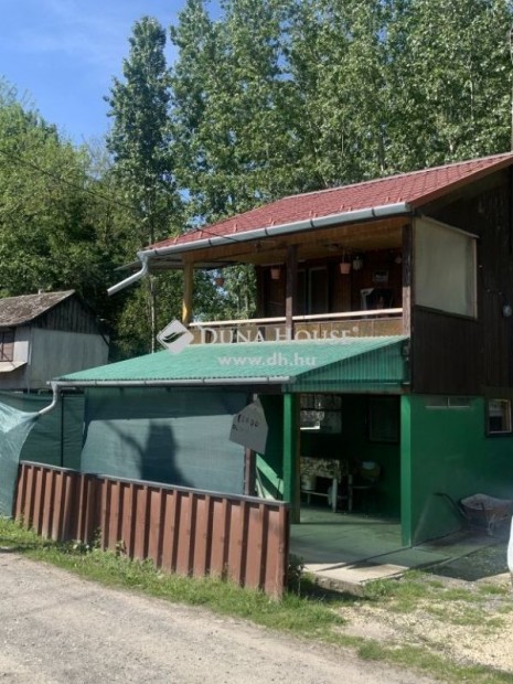 Bogyiszl�i elad� 26 nm-es h�z