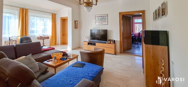 B�h�ny�n 220 m2-es pr�mium min�s�g� k�ria elad�!