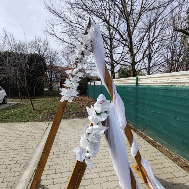 Boldogságkapú - eladó - dupla háromszög - esküvő - rendezvény -