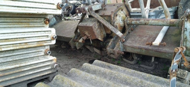 Bolg�r 2 m�teres Talajmar�