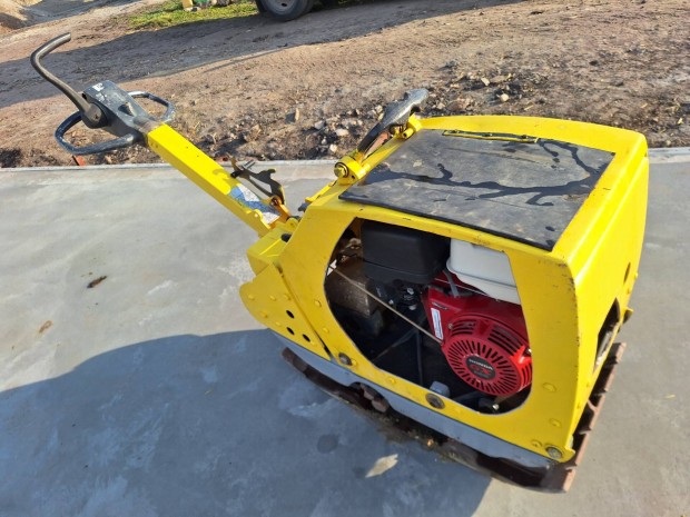 Bomag 400kg lapvibrtor