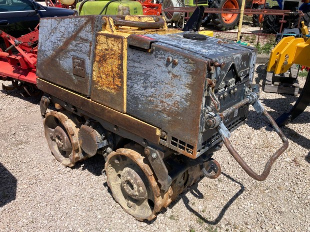 Bomag BMP851 henger elad
